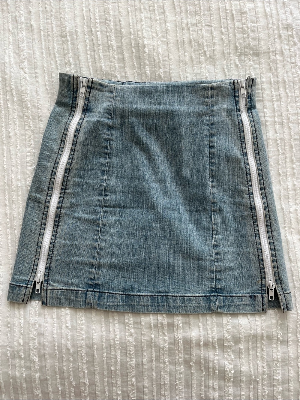 LF Side Zipper Mini Skirt